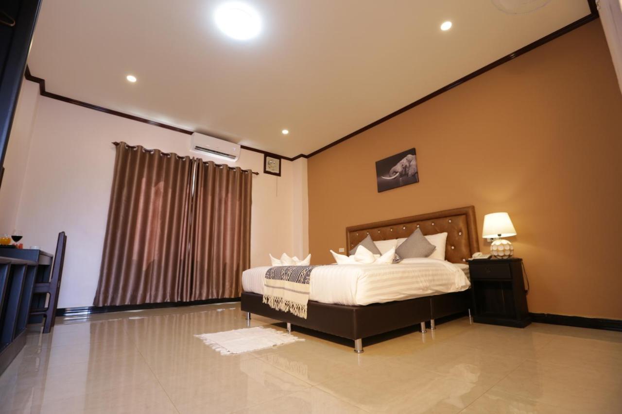 Khounmixay Hotel Vientiane Exterior foto